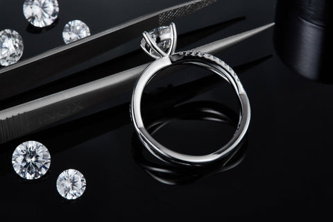 Eterna Modern Classic Round Cut - Eterna Diamonds | Lab Grown Diamond