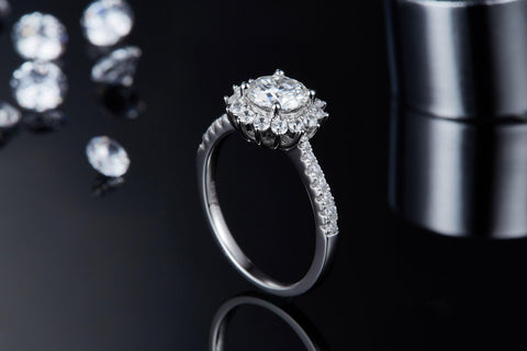 Eterna Lumière I - Eterna Diamonds | Lab Grown Diamond