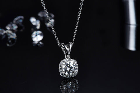 Belle III Diamond Necklace - Eterna Diamonds | Lab Grown Diamond