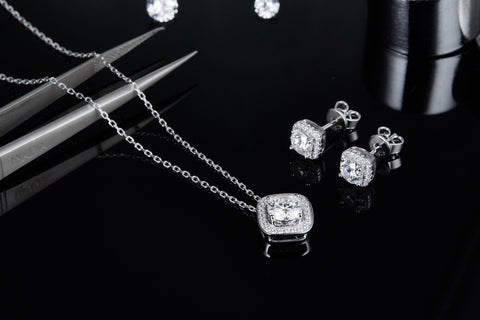 Belle II Diamond Necklace - Eterna Diamonds | Lab Grown Diamond