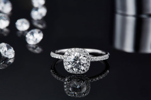Eterna Harmony I Round Cut Radiant Shape Straight Band - Eterna Diamonds | Lab Grown Diamond