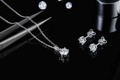 Eterna Classic IV Diamond Necklace - Eterna Diamonds | Lab Grown Diamond