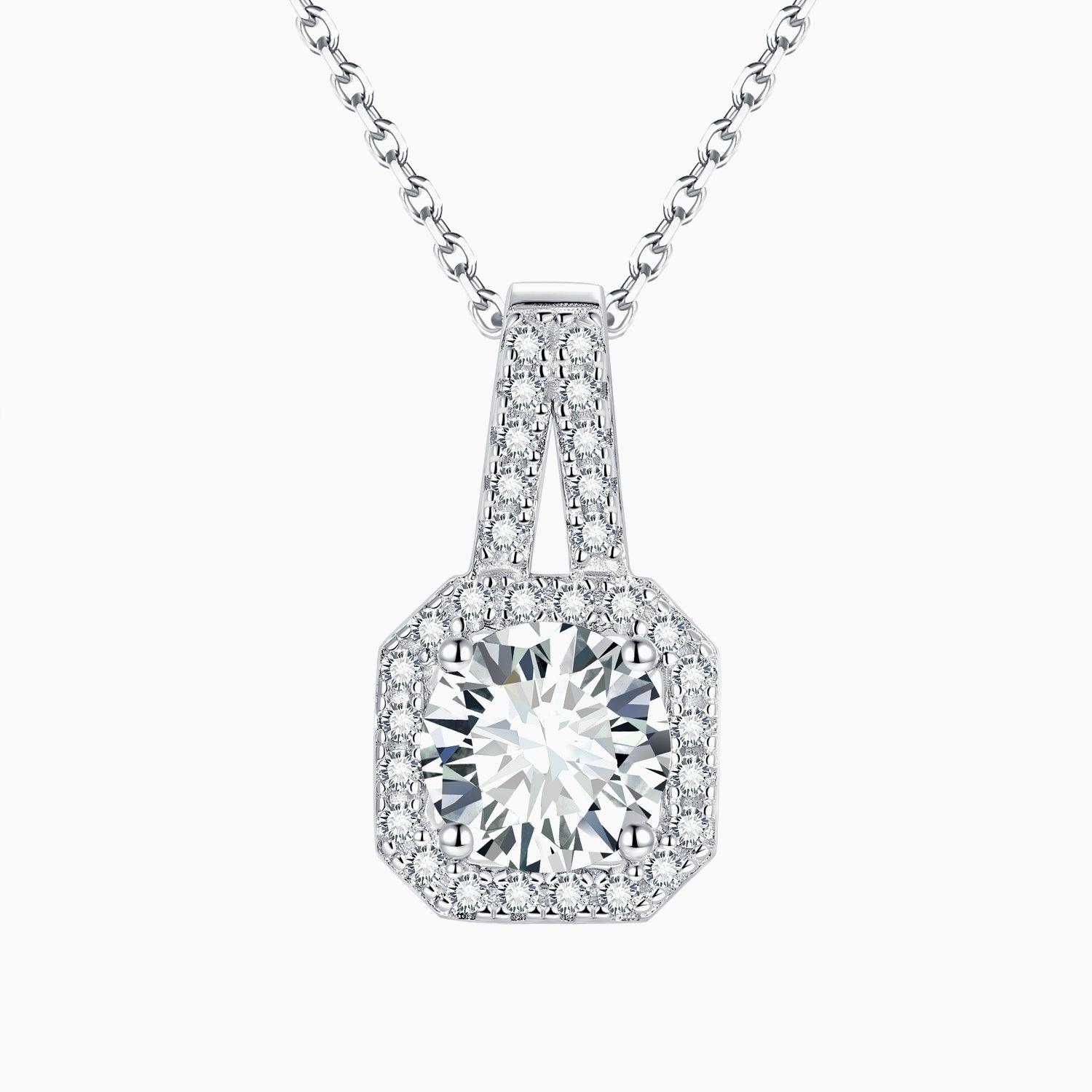 14K Oval-Cut, Diamond Star, Heavenly Halo Pendant (1/3 ctw) – Allen's  Jewelers